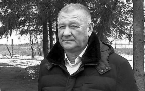 Мэр Гостомеля Юрий Прилипко все же погиб от рук российских военных: "Раздавал хлеб и лекарства" Мэр Гостомеля Юрий Прилипко все же погиб от рук российских военных: "Раздавал хлеб и лекарства"