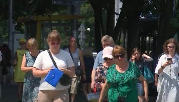 Киев передумал покупать часы с рубинами на 5 млн грн: перенаправили на нужды ВСУ Киев передумал покупать часы с рубинами на 5 млн грн: перенаправили на нужды ВСУ