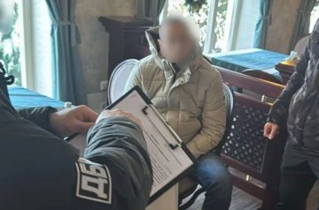Львовского взяточника Сергея Бутова восстанавили на службе: подозреваемый в коррупции таможенник получит выплаты за простой Львовского взяточника Сергея Бутова восстанавили на службе: подозреваемый в коррупции таможенник получит выплаты за простой