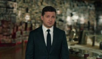 Зеленский в День Победы над нацизмом обратился к украинцам
Зеленский в День Победы над нацизмом обратился к украинцам
