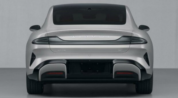 Xiaomi заткнет за пояс Tesla: гигант показал свой первый электромобиль Xiaomi заткнет за пояс Tesla: гигант показал свой первый электромобиль