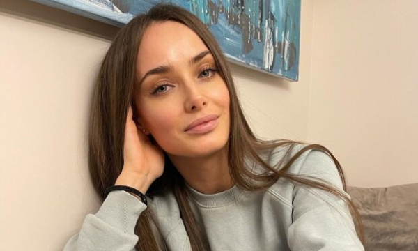 Ксения Мишина не скрыла "ненависть" к себе и перешла на оскорбления: "Холодная вся, ужасная" Ксения Мишина не скрыла "ненависть" к себе и перешла на оскорбления: "Холодная вся, ужасная"