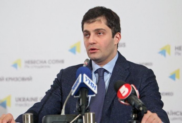 Зеленский обещал соратнику Саакашвили пост главы ГБР - обозреватель
Зеленский обещал соратнику Саакашвили пост главы ГБР - обозреватель