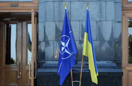 На запрос Украины состоится внеочередное заседание Комиссии Украина-НАТО На запрос Украины состоится внеочередное заседание Комиссии Украина-НАТО