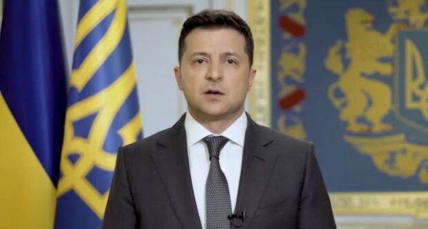 Владимир Зеленский поблагодарил за отвод российских войск на Донбассе: "Спасибо..." Владимир Зеленский поблагодарил за отвод российских войск на Донбассе: "Спасибо..."