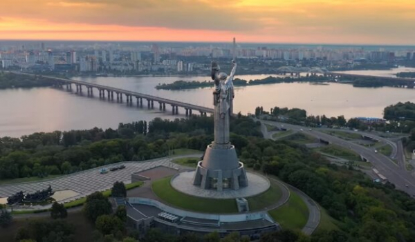 Новый скандал вокруг Родины-Матери: металл хотят закупить, а не взять даром. Потребуются ли еще деньги?