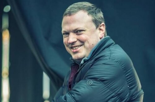 Главу Днепропетровского облсовета Олейника обвинили в обогащении на строительстве дорог - СМИ
