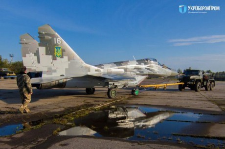 Львовский авиаремонтный завод передал украинским военным модернизированный истребитель МиГ-29