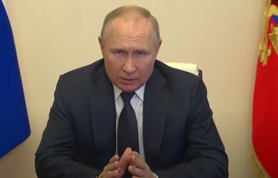 "Верят, что Украина сядет за стол переговоров": в окружении Путина началась паника - оппозиционер

