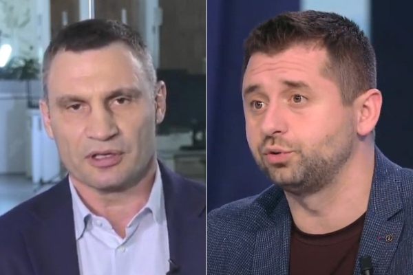 "Уже смешно слышать": Кличко в прямом эфире возмутился кнопкодавством в Раде и осадил Арахамию
"Уже смешно слышать": Кличко в прямом эфире возмутился кнопкодавством в Раде и осадил Арахамию