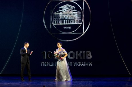 Президент поздравил театр имени Ивана Франко со 100-летием