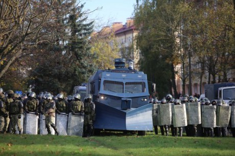 Правозащитники назвали имена задержанных на воскресной акции протеста в Беларуси Правозащитники назвали имена задержанных на воскресной акции протеста в Беларуси