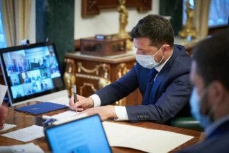 Войска России у границ Украины: Зеленский и Эрдоган провели телефонные переговоры
Войска России у границ Украины: Зеленский и Эрдоган провели телефонные переговоры