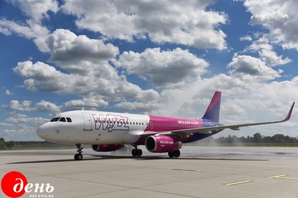 Wizz Air открыл свою базу во львовском аэропорту и шесть новых направлений Wizz Air открыл свою базу во львовском аэропорту и шесть новых направлений