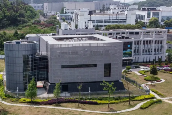 США заявили, что коронавирус вышел из китайской лаборатории в Ухане
США заявили, что коронавирус вышел из китайской лаборатории в Ухане