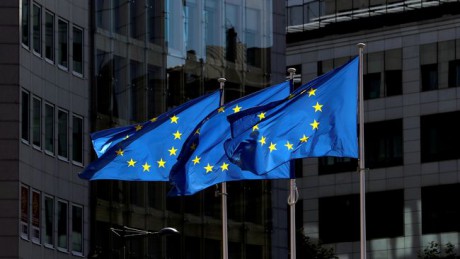 ЕС не признает указ Путина, запрещающий иностранцам владеть землей в Крыму ЕС не признает указ Путина, запрещающий иностранцам владеть землей в Крыму