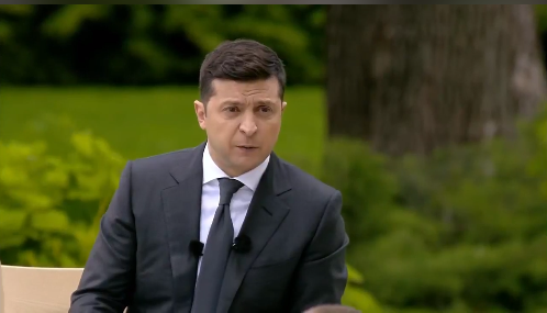Зеленский намекнул на второй президентский срок
Зеленский намекнул на второй президентский срок