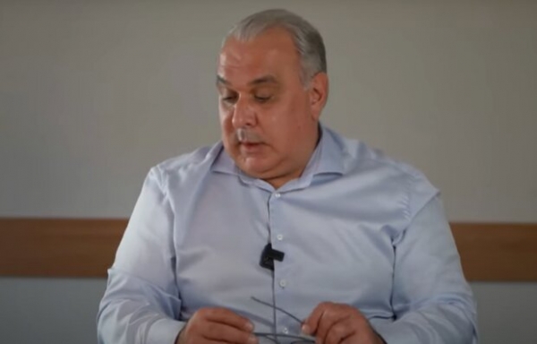 Порошенко тайно продавал боеприпасы и устроил пожар - Жвания Порошенко тайно продавал боеприпасы и устроил пожар - Жвания