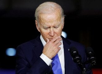 В Республиканской партии США требуют опубликовать стенограмму разговора Байдена и Зеленского
В Республиканской партии США требуют опубликовать стенограмму разговора Байдена и Зеленского