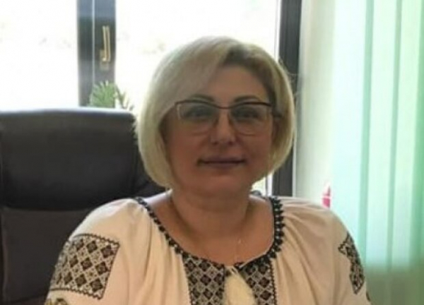 Документы есть, а мясо так и не доехало: чиновница ХОВА в начале войны прикарманила 15 млн на гуманитарке Документы есть, а мясо так и не доехало: чиновница ХОВА в начале войны прикарманила 15 млн на гуманитарке