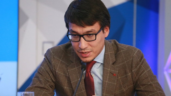 Абзалов опроверг связь белорусских протестов и обострения в Донбассе Абзалов опроверг связь белорусских протестов и обострения в Донбассе