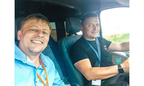 Украина требует от властей Беларуси как можно скорее освободить незаконно задержанных Реуцкого и Васильева Украина требует от властей Беларуси как можно скорее освободить незаконно задержанных Реуцкого и Васильева