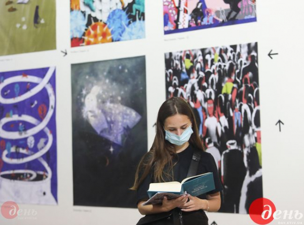 В Киеве открылся международный фестиваль "Книжный Арсенал" В Киеве открылся международный фестиваль "Книжный Арсенал"