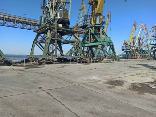 Украине грозит второй Бейрут? В порту под Одессой хранится опасный груз Украине грозит второй Бейрут? В порту под Одессой хранится опасный груз