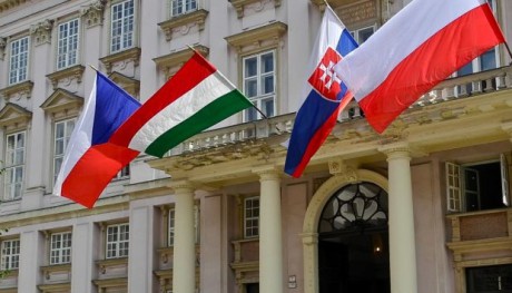 Вышеградская "четверка" договорилась о совместной модернизации вооруженных сил Вышеградская "четверка" договорилась о совместной модернизации вооруженных сил