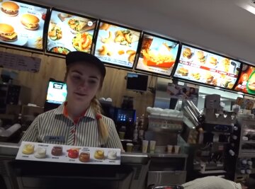 Европейцев обманули и пообещали "золотые горы": McDonald's использовал людей в рабство Европейцев обманули и пообещали "золотые горы": McDonald's использовал людей в рабство