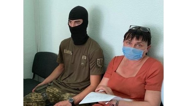 Агент влияния и подрывник нацбезопасности. СБУ в Херсоне схватила учительницу русского языка Агент влияния и подрывник нацбезопасности. СБУ в Херсоне схватила учительницу русского языка