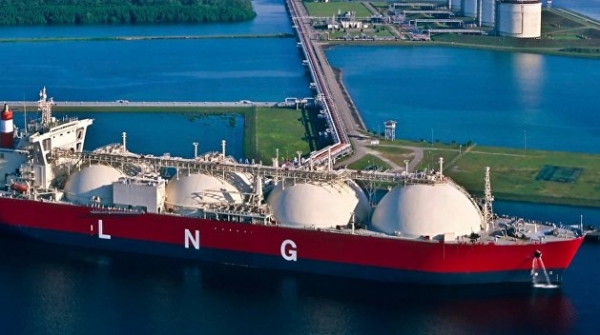Американский газ уходит из Европы: поставки упали почти вдвое Американский газ уходит из Европы: поставки упали почти вдвое