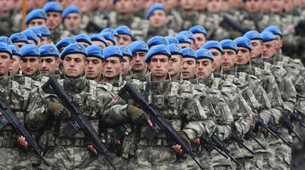 Азербайджан начал военные учения на фоне обострения на границе с Арменией Азербайджан начал военные учения на фоне обострения на границе с Арменией