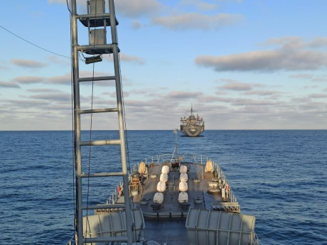 Украинские корабли приняли участие в тренировках с кораблями ВМС США, Республики Турция и Румынии Украинские корабли приняли участие в тренировках с кораблями ВМС США, Республики Турция и Румынии