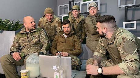Украинские военные создали сериал о войне в Донбассе Украинские военные создали сериал о войне в Донбассе