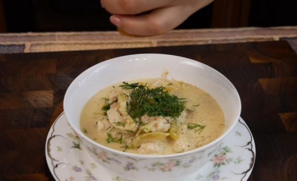 Готовится из простых и вкусных продуктов: цыганский рецепт жульена с курицей и кабачками, но без грибов Готовится из простых и вкусных продуктов: цыганский рецепт жульена с курицей и кабачками, но без грибов