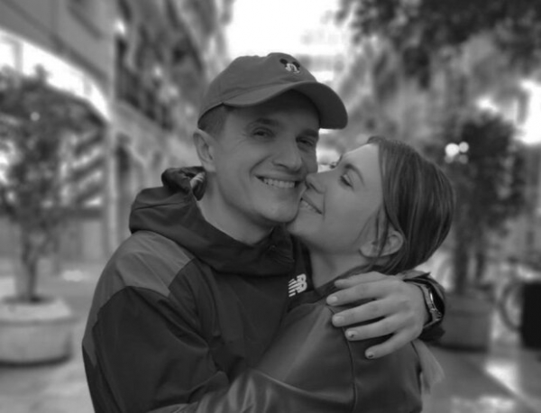 Юла поделилась рецептом "Оливье", которым кормит Анатолия Анатолича на Новый год: "Для простаков - четверть зарплаты&hellip;"