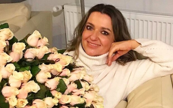 Могилевскую окружили молодые горячие парни, подружку Ямы заставили... Могилевскую окружили молодые горячие парни, подружку Ямы заставили...
