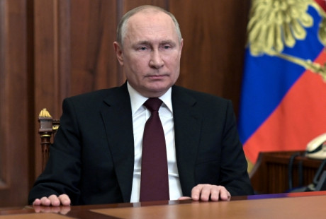 Президент РФ подписал указ о признании самопровозглашенных "Л/ДНР" Президент РФ подписал указ о признании самопровозглашенных "Л/ДНР"