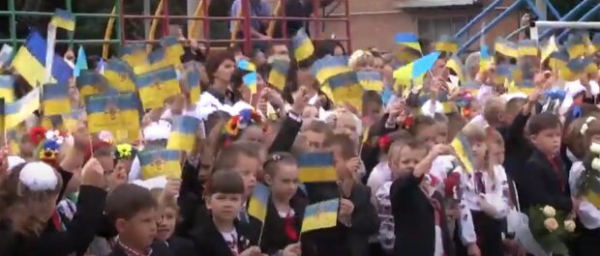 Собрать ребенка в школу в 2024 году и не потратить все сбережения, советы родителям первоклассников