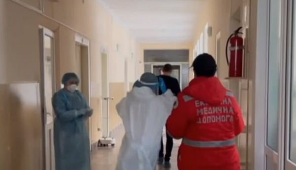 Коронавирус снова будет атаковать Украину: когда ждать наибольшей активности Коронавирус снова будет атаковать Украину: когда ждать наибольшей активности