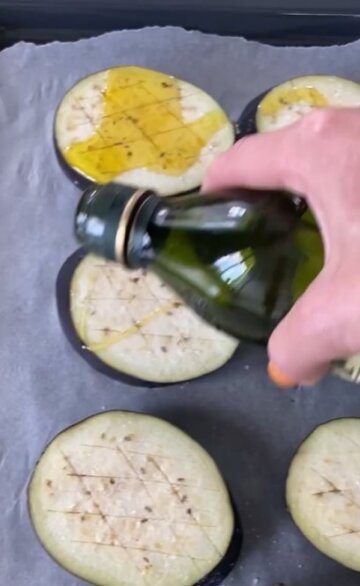 Ароматная и пикантная закуска как в Италии: рецепт баклажанов в духовке Ароматная и пикантная закуска как в Италии: рецепт баклажанов в духовке