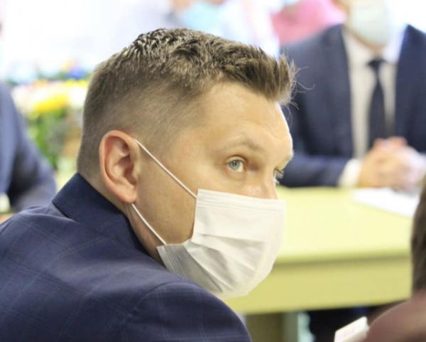 Губернатор Черниговщины подал в отставку и назвал главную причину
Губернатор Черниговщины подал в отставку и назвал главную причину