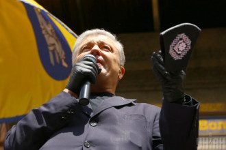 "Европейская солидарность" отказалась голосовать за бюджет с доплатами по 5000 грн киевским врачам
"Европейская солидарность" отказалась голосовать за бюджет с доплатами по 5000 грн киевским врачам