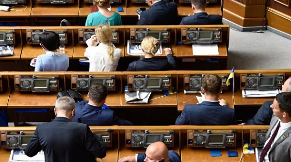 Байден хочет наказать украинских чиновников: кому грозит экстрадиция в США за вмешательство в выборы