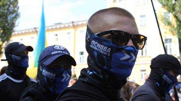 «Бандера, вставай!» Что украинские националисты будут делать без «крыши» Авакова «Бандера, вставай!» Что украинские националисты будут делать без «крыши» Авакова