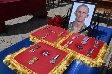 На Днепропетровщине попрощались с морским пехотинцем Ярославом Журавлем