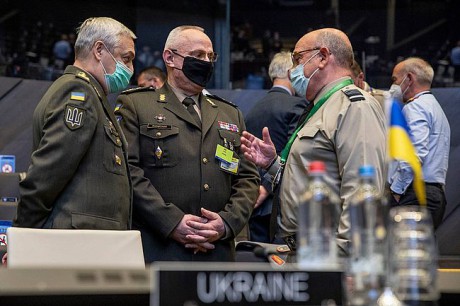 РФ продолжает свою модель агрессивных действий, - глава Военного комитета НАТО РФ продолжает свою модель агрессивных действий, - глава Военного комитета НАТО