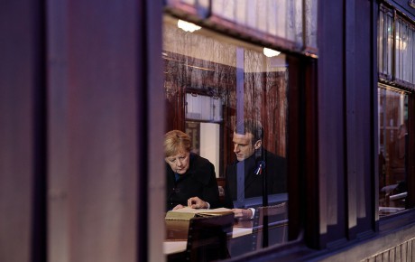 Четыре страны ЕС выступают против плана Меркель и Макрона по выходу из коронакризиса Четыре страны ЕС выступают против плана Меркель и Макрона по выходу из коронакризиса