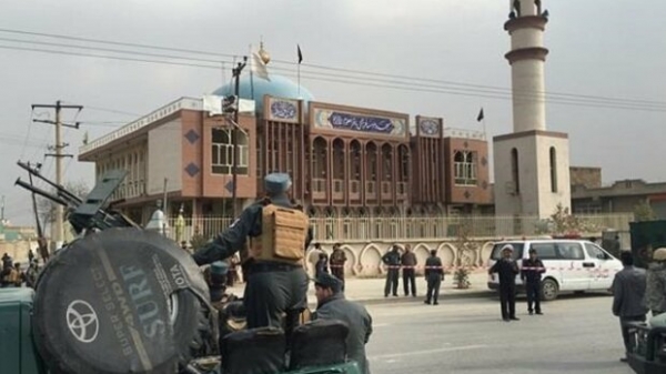 Авто с российскими дипломатами подорвалось на мине: в Кремле заявили о теракте Авто с российскими дипломатами подорвалось на мине: в Кремле заявили о теракте